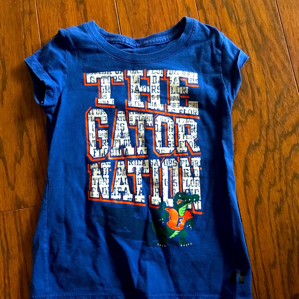 Girls Gator t-shirt